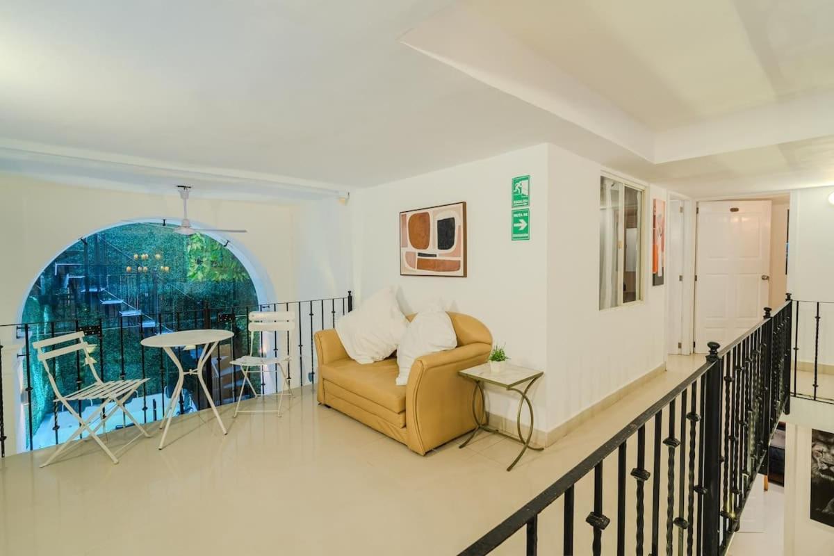 Holiday home Walled 9br Luxury - Jacuzzi & Pool Table
