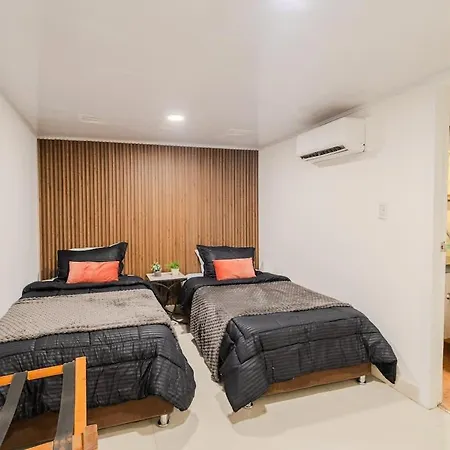 Walled 9br Luxury - Jacuzzi & Pool Table * Cartagena